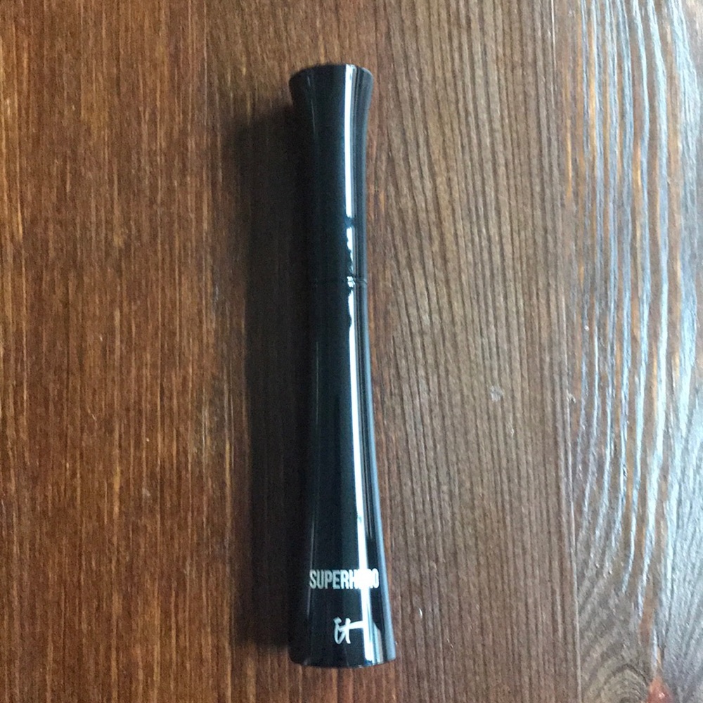 2 High-End Mascaras